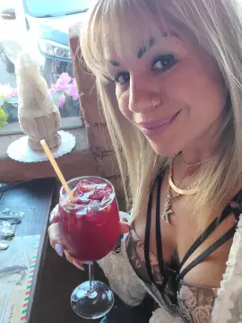 Christelle4Play image 0